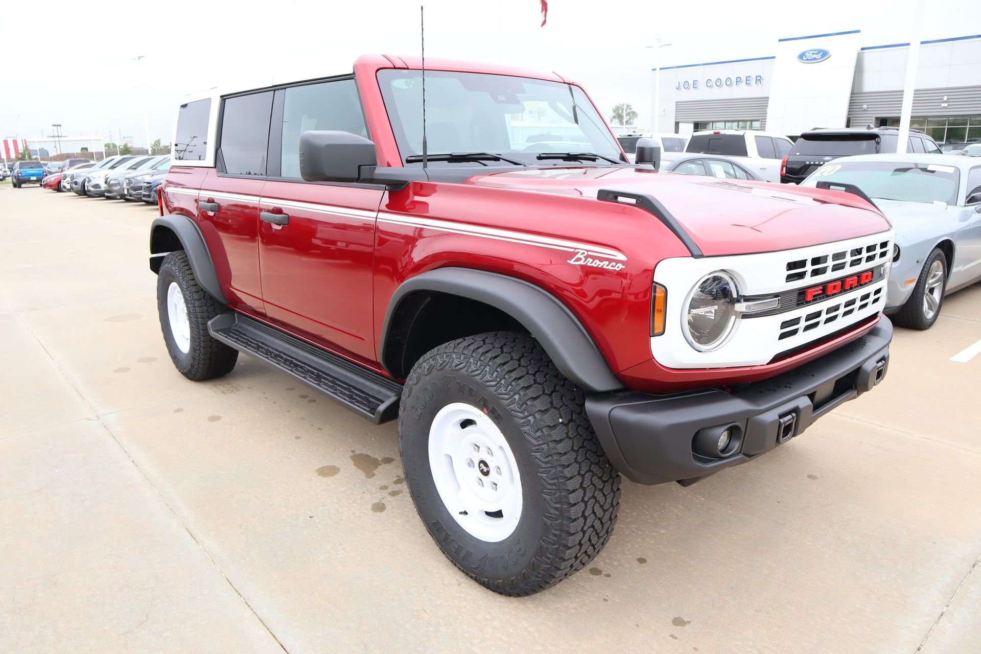 New 2026 Ford Bronco Heritage Edition AWD/4WD image 1