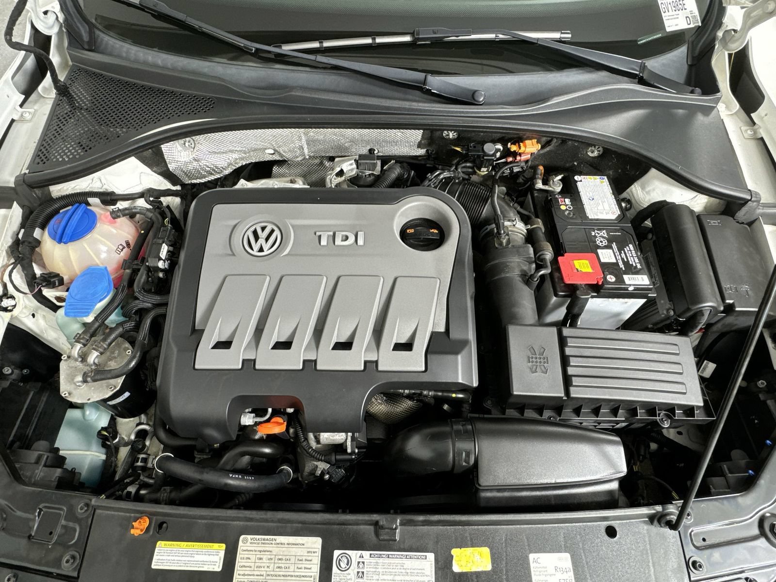 Used 2012 Volkswagen Passat TDI SE FWD image 26