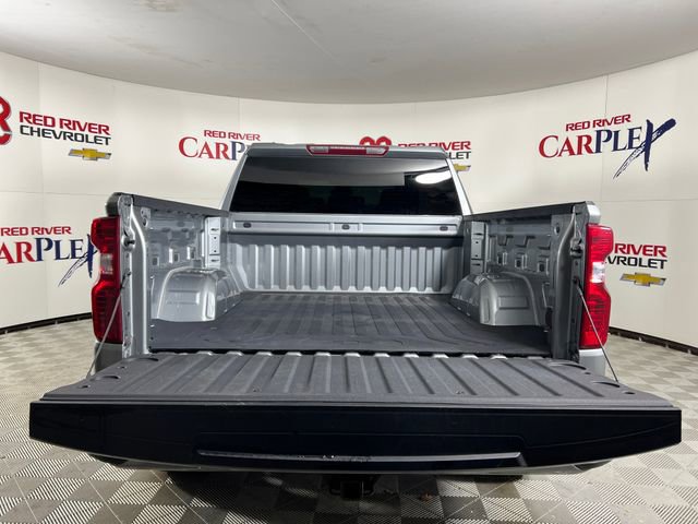 Used 2025 Chevrolet Silverado 1500 Custom image 23