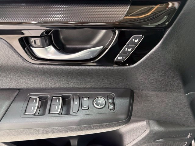 Used 2024 Honda CR-V EX-L image 11