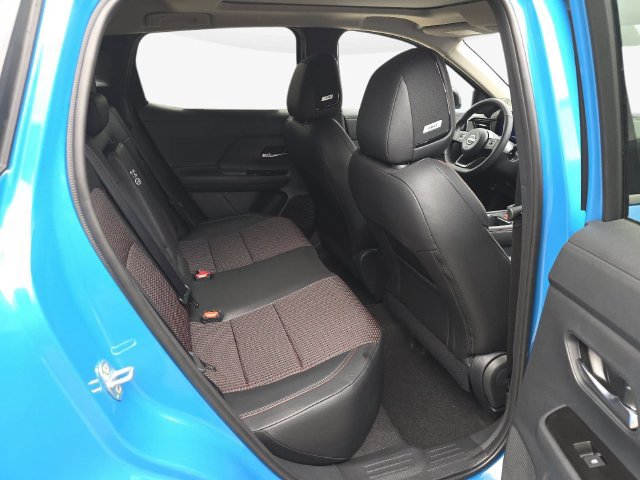 New 2027 Nissan Kicks SR w/ SR Premium Package FWD image 38