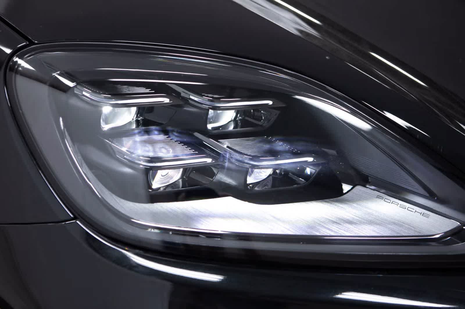 Certified 2026 Porsche Cayenne S AWD/4WD image 16