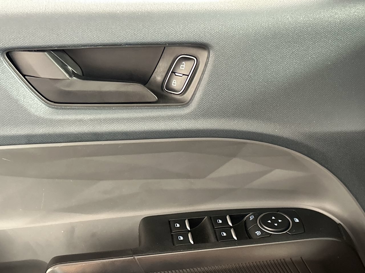 Used 2024 Ford Maverick Lariat w/ Black Appearance Package FWD image 19