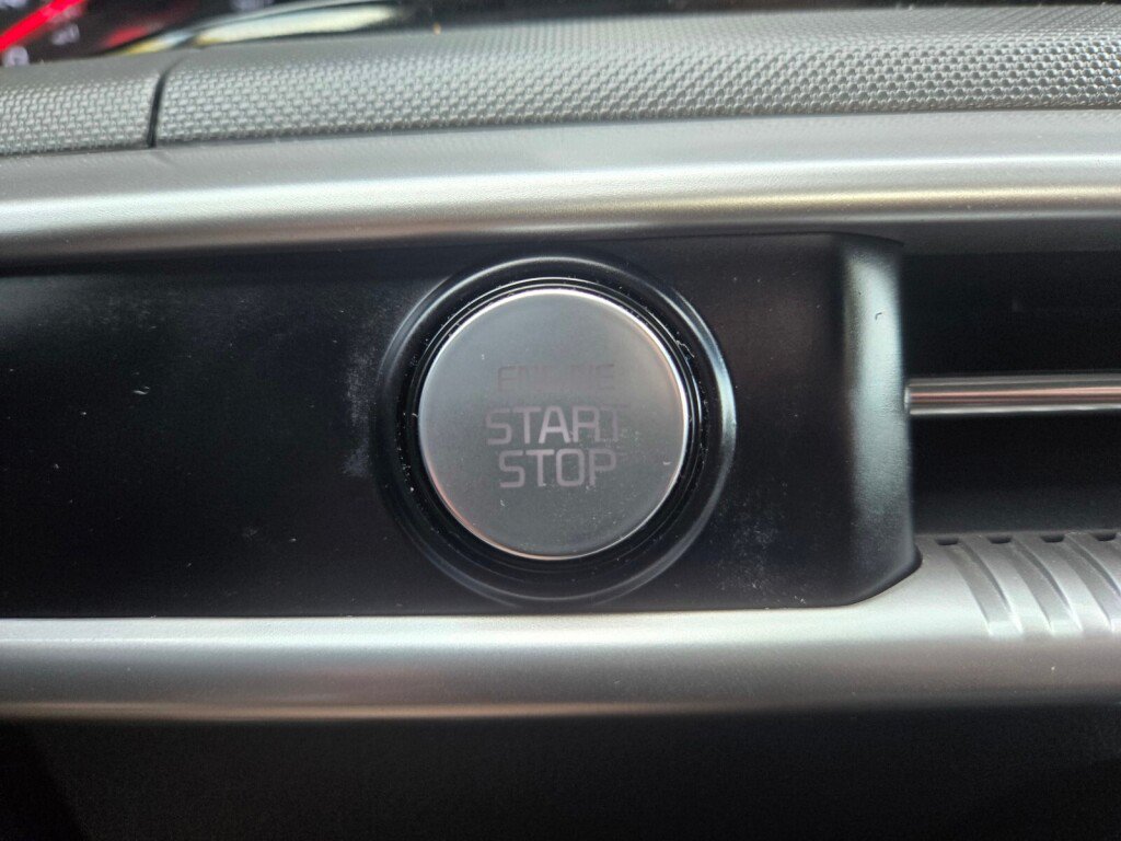 Used 2021 Kia K5 GT-Line AWD/4WD image 21