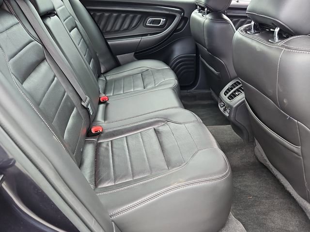 Used 2017 Ford Taurus SHO image 18