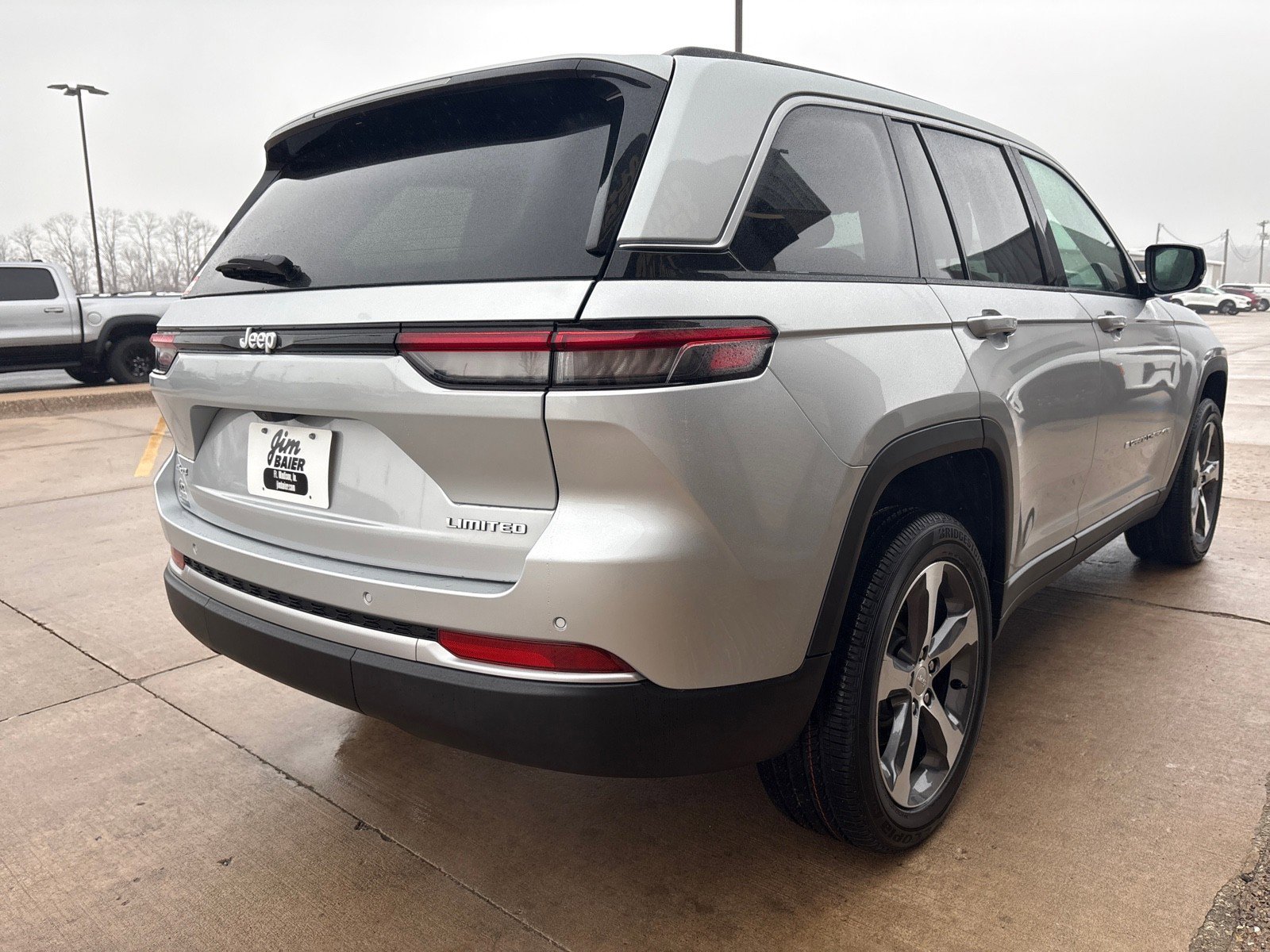 New 2026 Jeep Grand Cherokee Limited image 9