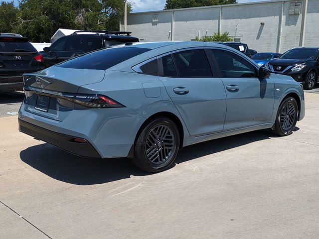 New 2026 Nissan Sentra SV FWD image 6