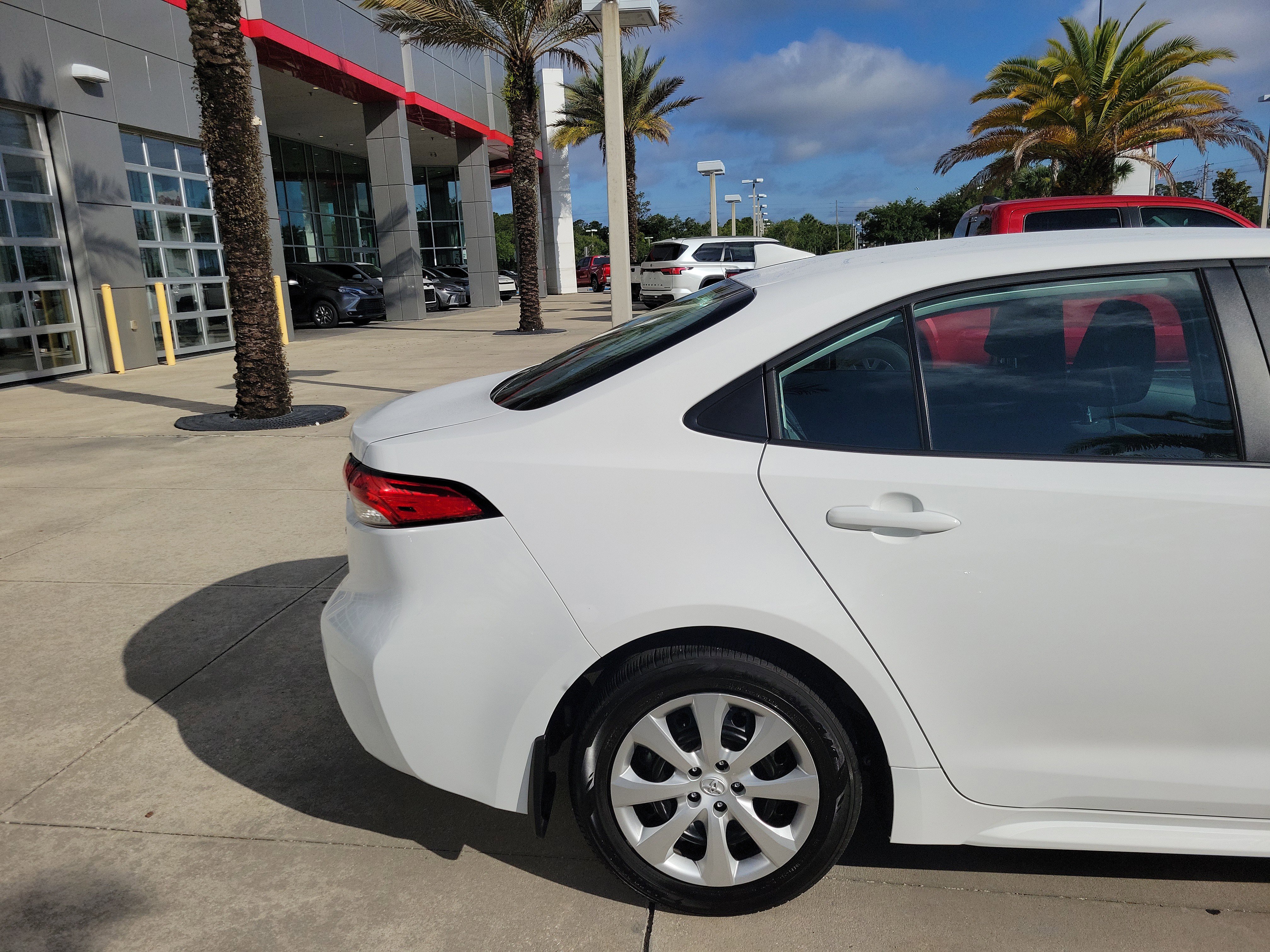 Certified 2025 Toyota Corolla LE FWD image 6
