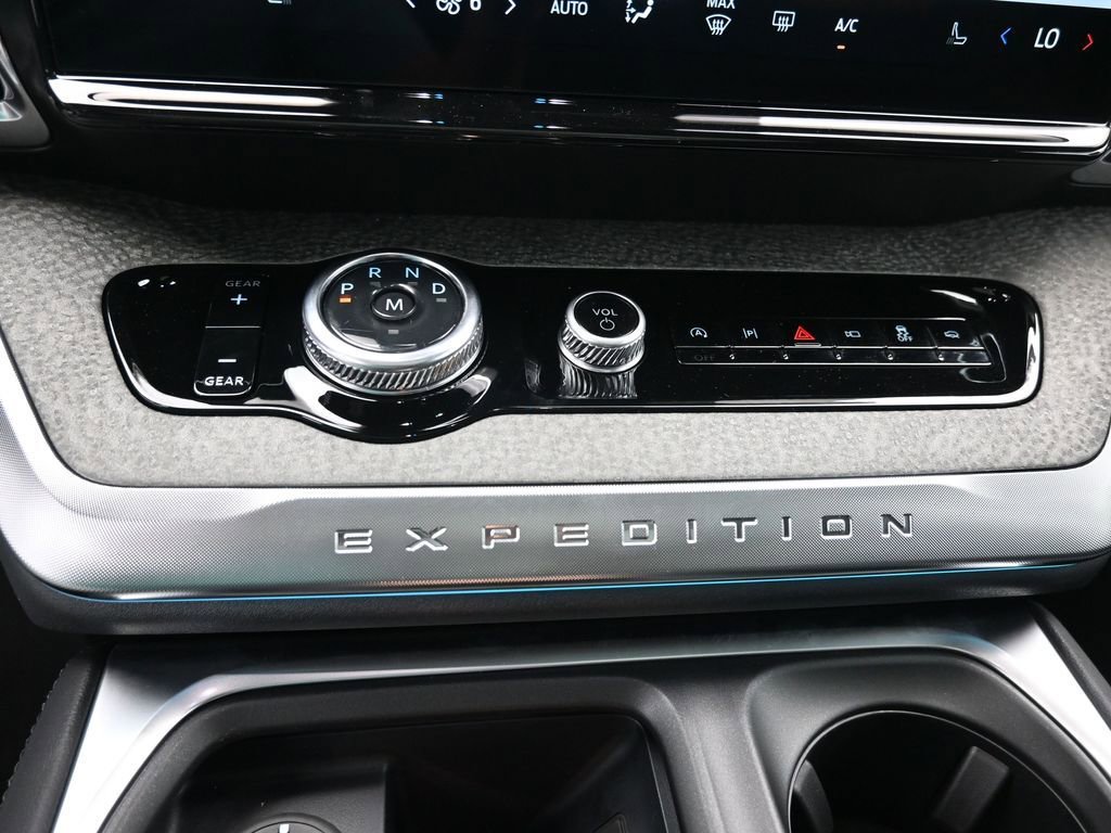 New 2025 Ford Expedition Tremor AWD/4WD image 9