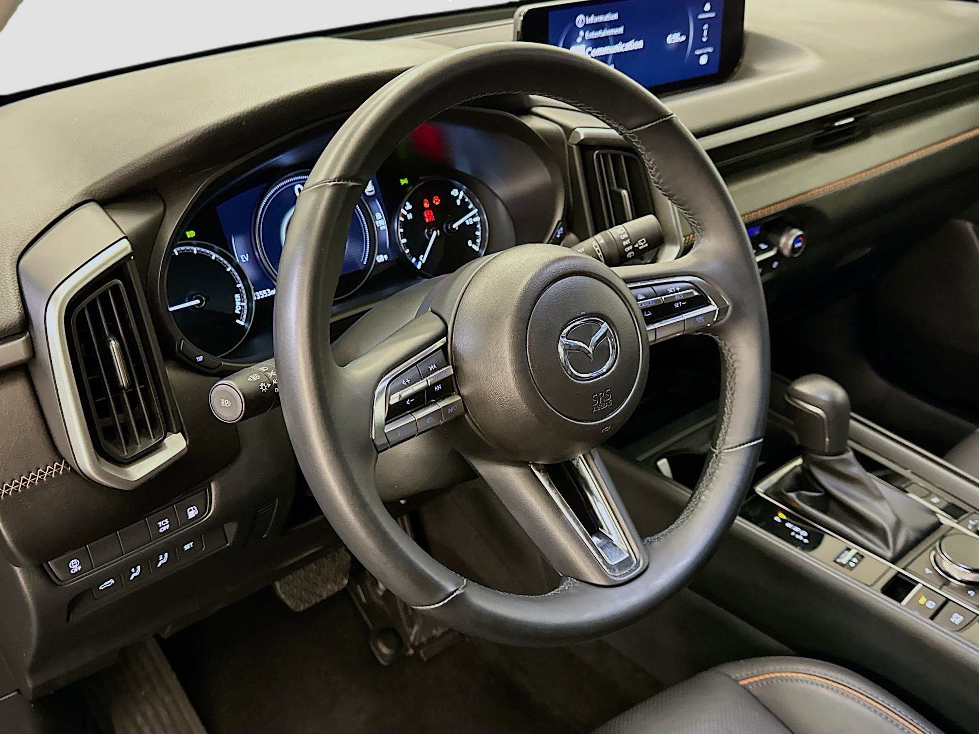 Used 2025 MAZDA CX-50 AWD 2.5 Hybrid w/ Premium Pkg image 18