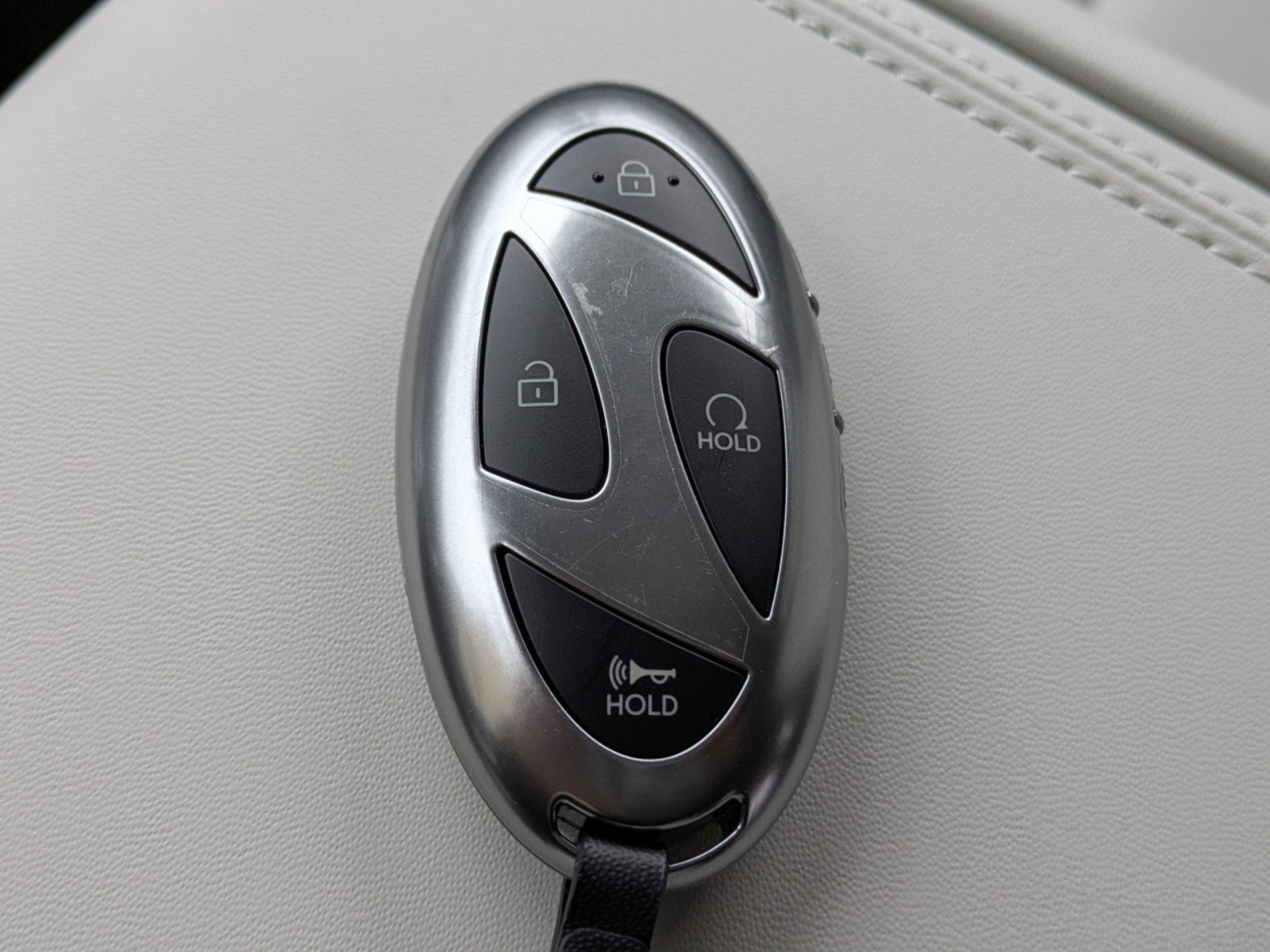 Used 2025 Hyundai Santa Fe Calligraphy image 25