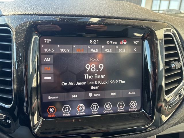 Used 2020 Jeep Compass Limited image 11