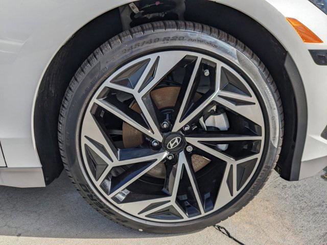 New 2025 Hyundai Ioniq 6 SEL image 9