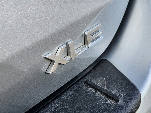 Used 2023 Toyota Highlander XLE image 10