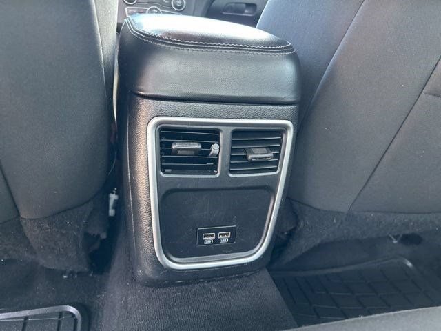 Used 2020 Dodge Charger SXT RWD image 40