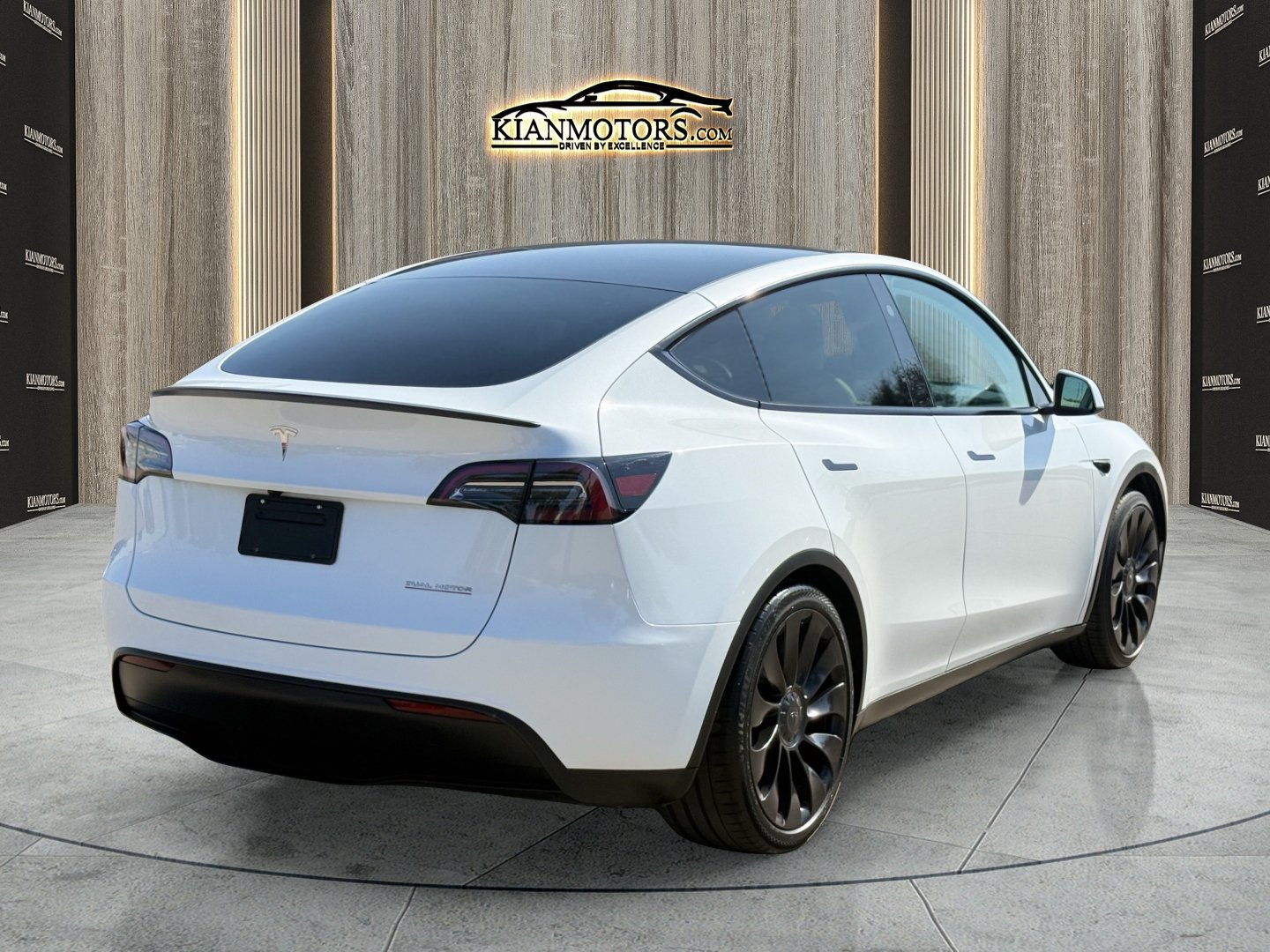 Used 2023 Tesla Model Y Long Range AWD/4WD image 6