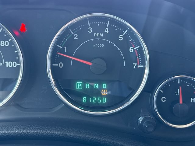Used 2014 Jeep Wrangler Unlimited Rubicon w/ Connectivity Group AWD/4WD image 22