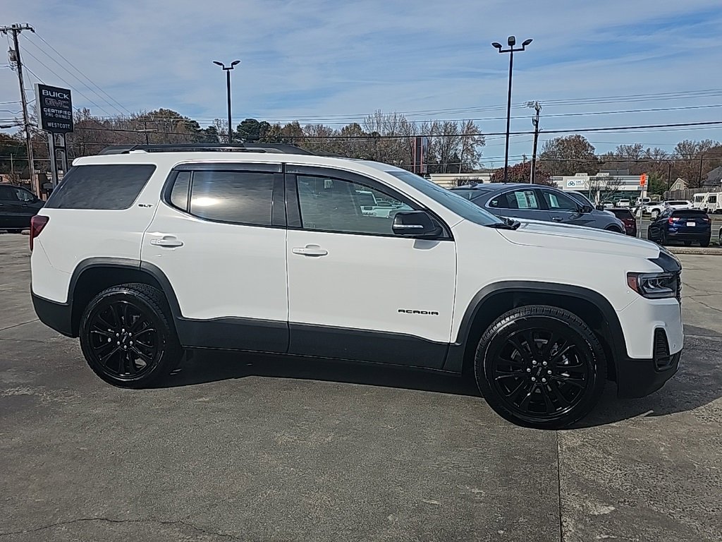 Certified 2022 GMC Acadia SLT w/ Elevation Edition image 2