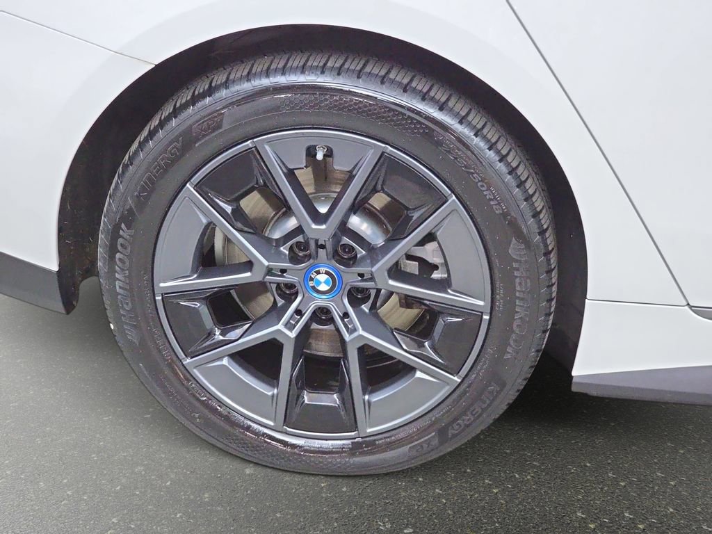 Used 2023 BMW i4 eDrive35 w/ Premium Package image 35