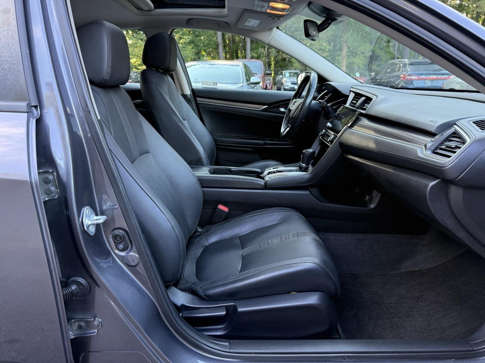 Used 2021 Honda Civic EX-L image 23