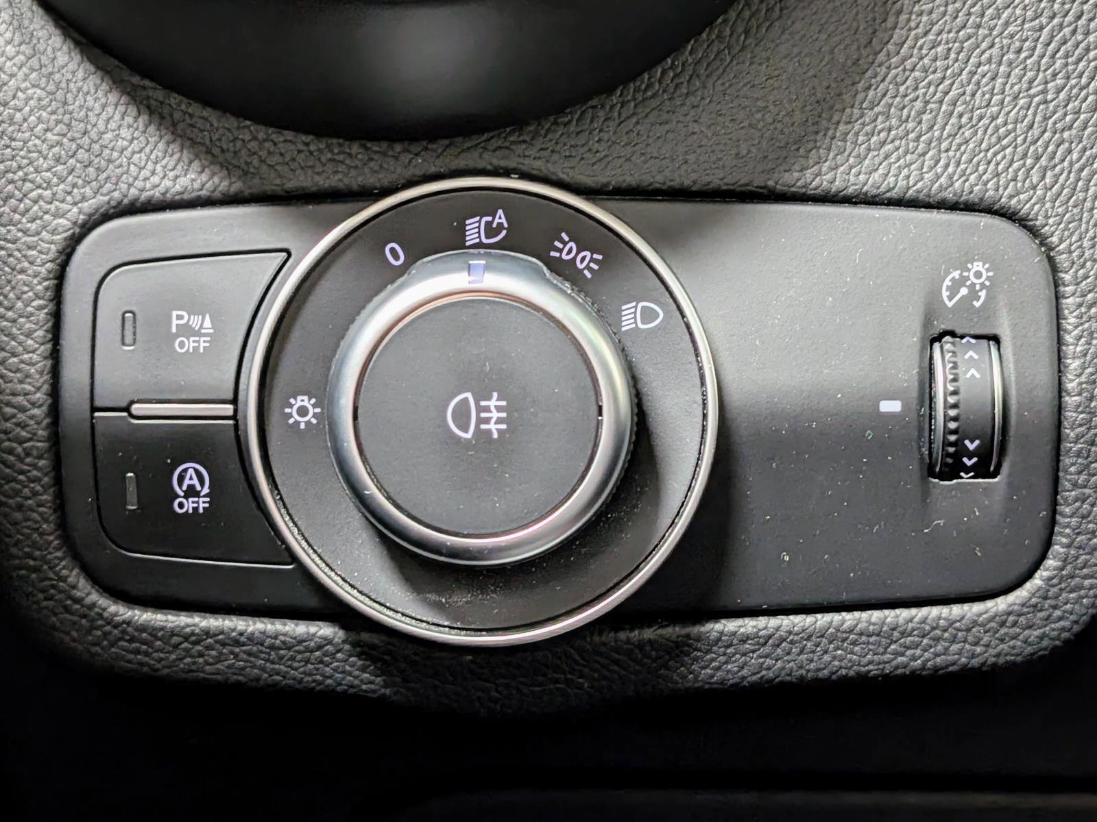 Used 2018 Alfa Romeo Stelvio Sport w/ Quick Order Package 22J Sport image 32