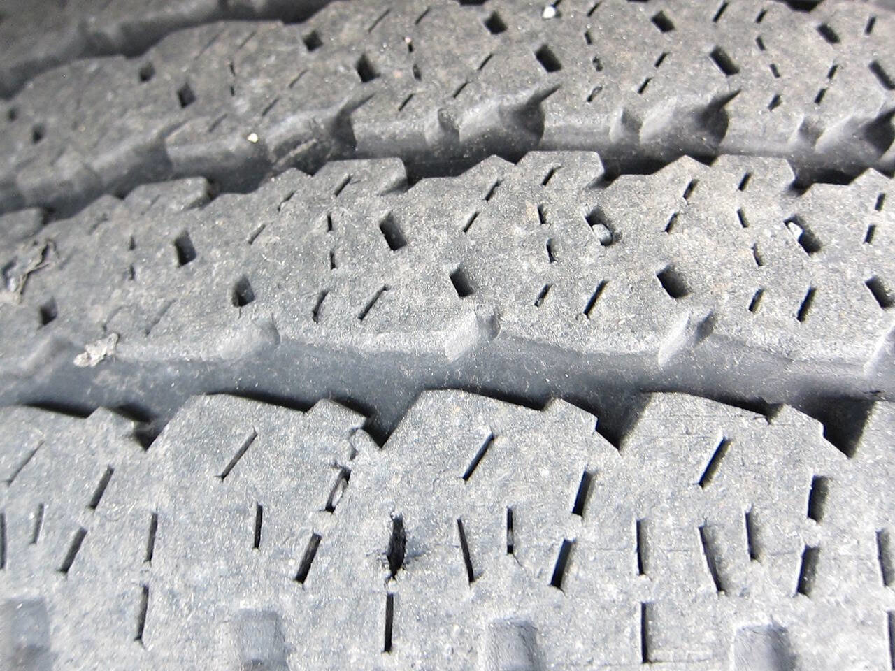 Used 2015 GMC Sierra 3500 4x4 Regular Cab image 14