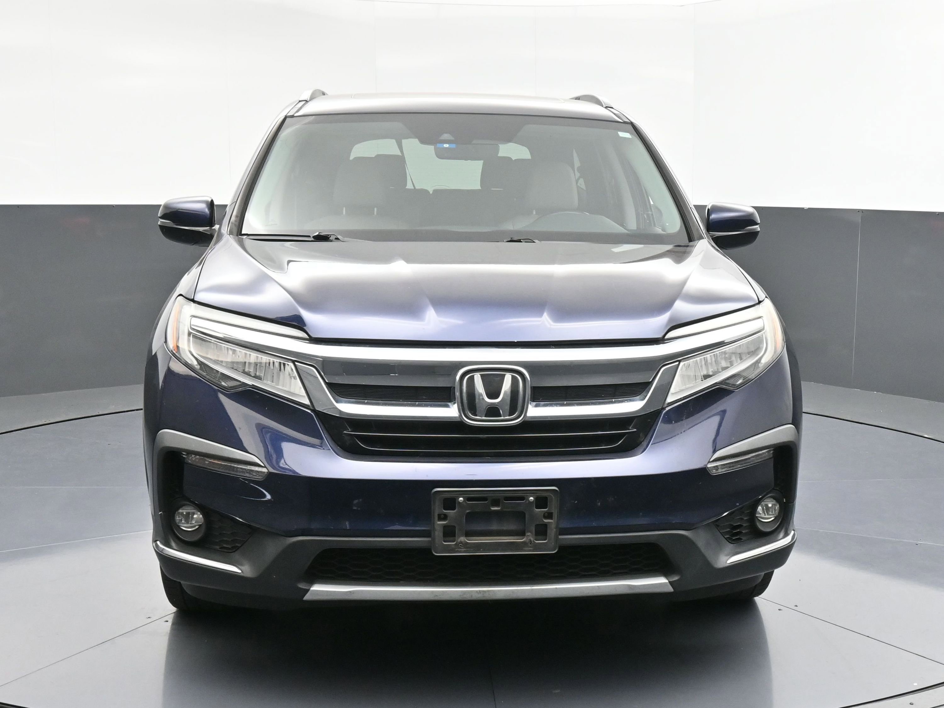 Used 2019 Honda Pilot Touring image 2