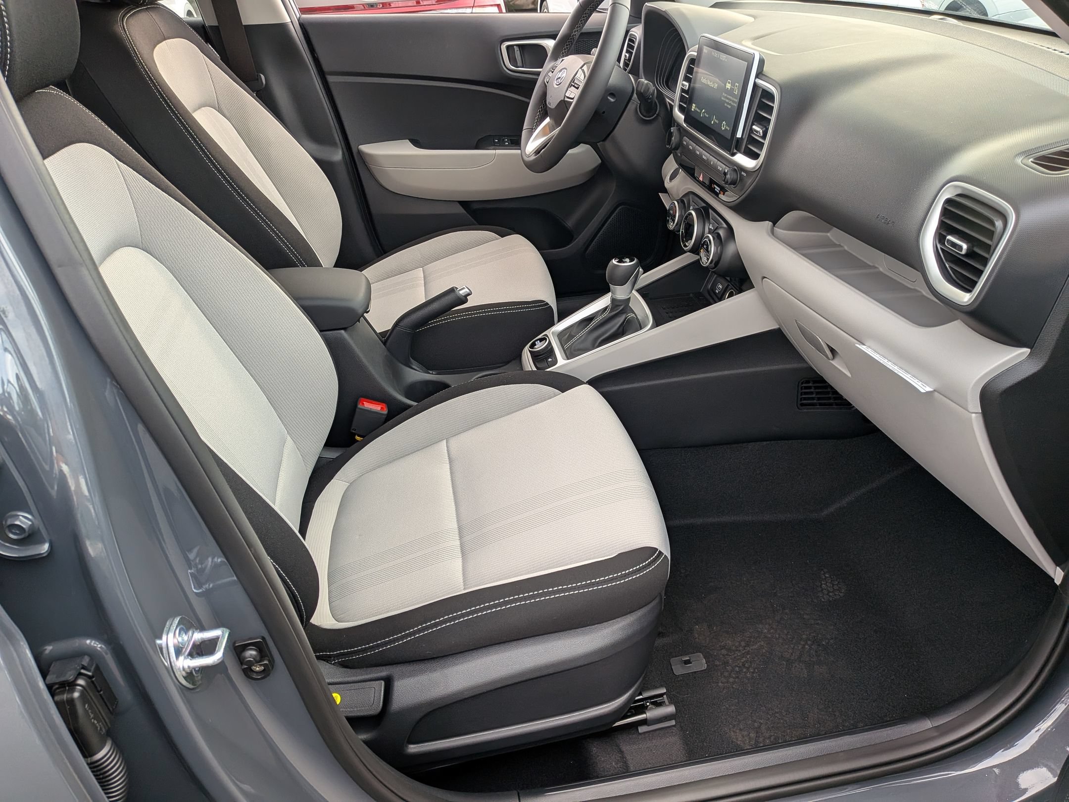 New 2026 Hyundai Venue SEL FWD image 24