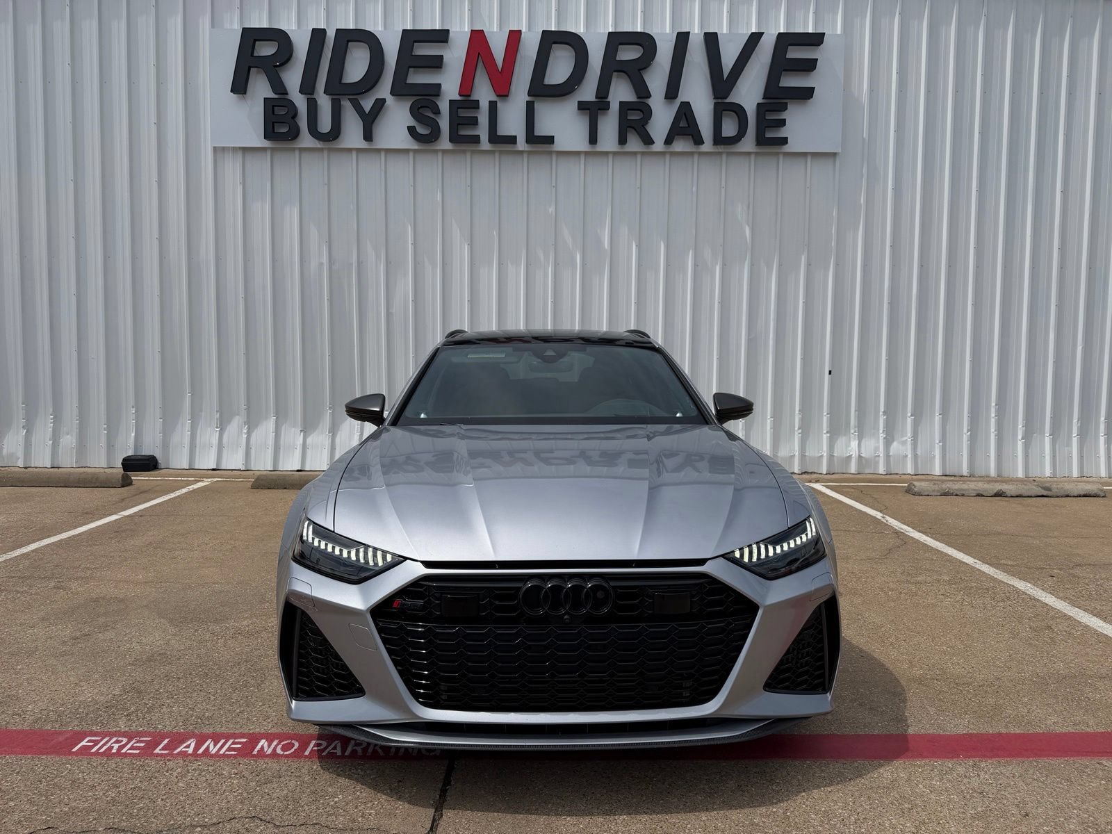 Used 2024 Audi RS 6 performance AWD/4WD image 9