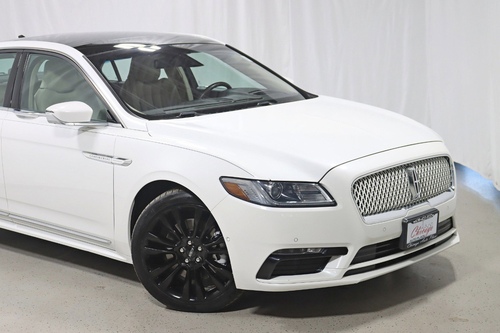 Used 2020 Lincoln Continental Reserve image 3