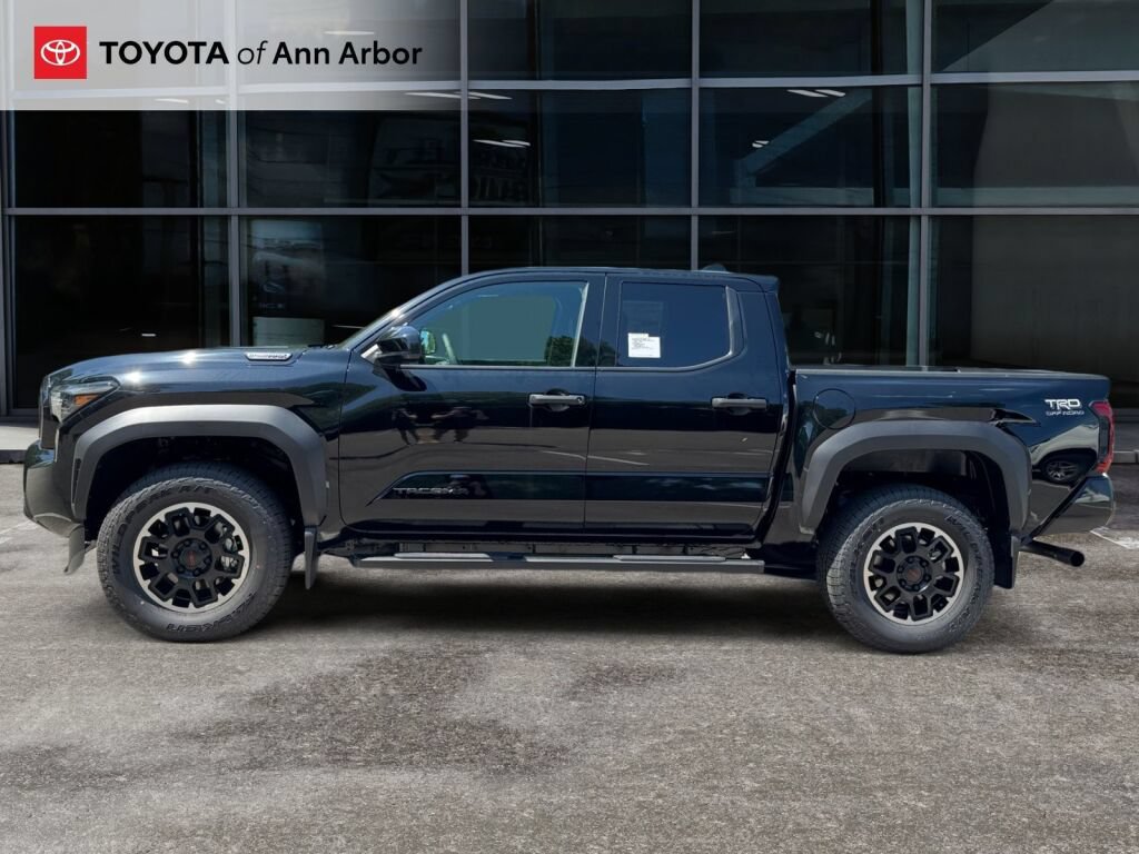 New 2026 Toyota Tacoma TRD Off-Road AWD/4WD image 9