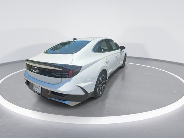 Certified 2024 Hyundai Sonata SEL FWD image 8