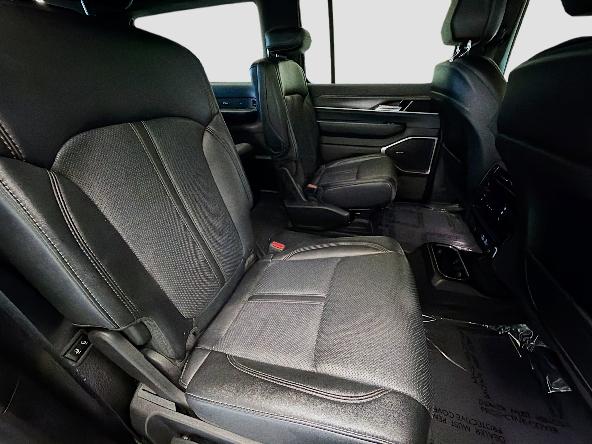 Used 2024 Jeep Wagoneer Series III image 15