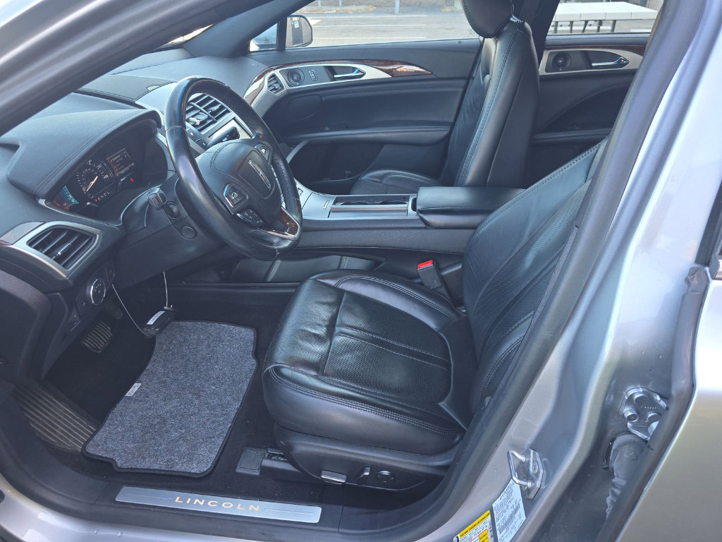 Used 2020 Lincoln MKZ Reserve w/ Elements Package image 5