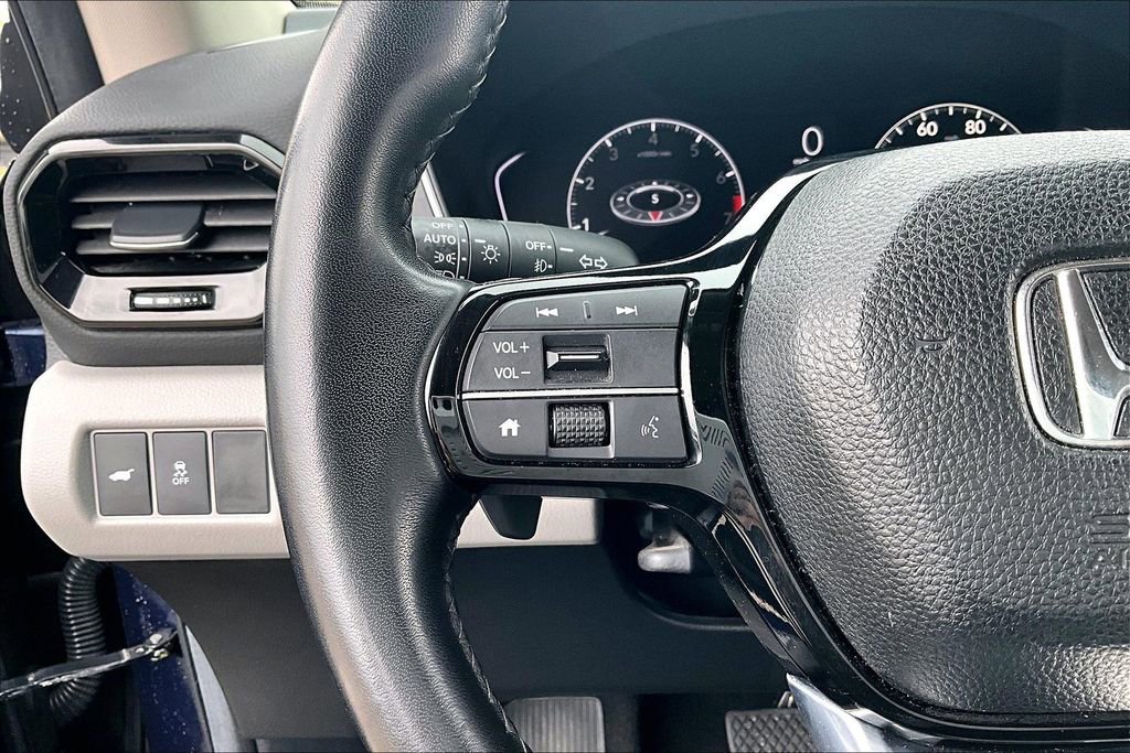 Used 2024 Honda Pilot EX-L image 18