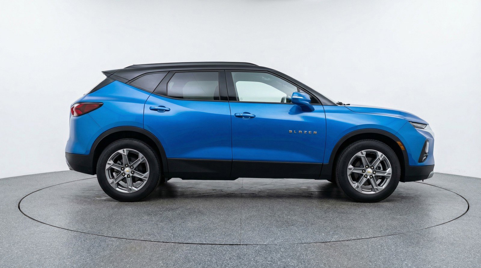 Used 2025 Chevrolet Blazer LT image 11