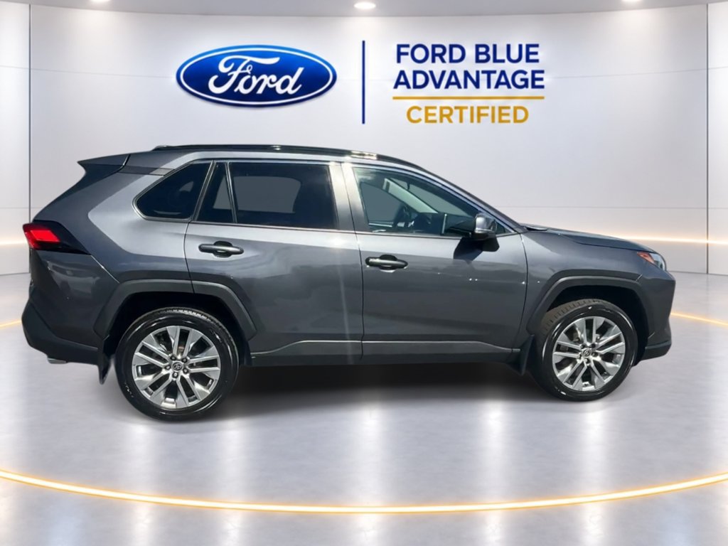 Used 2023 Toyota RAV4 XLE Premium AWD/4WD image 10