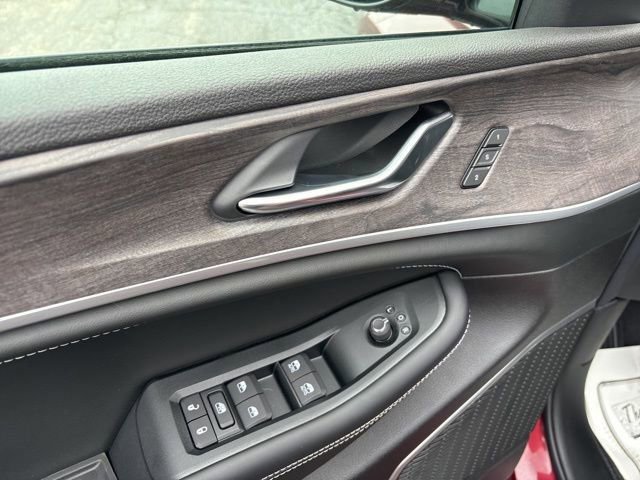 New 2026 Jeep Grand Cherokee L Limited AWD/4WD image 22