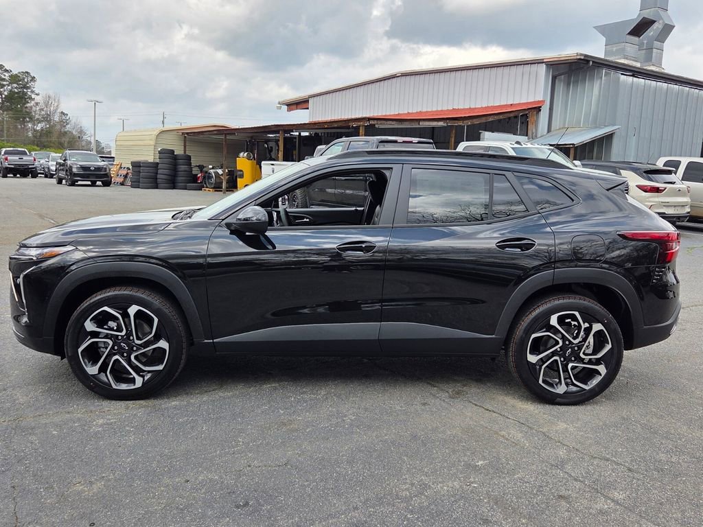New 2026 Chevrolet Trax RS w/ Sunroof Package image 4