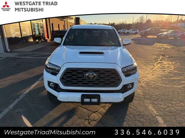Used 2023 Toyota Tacoma TRD Sport w/ Technology Package image 2