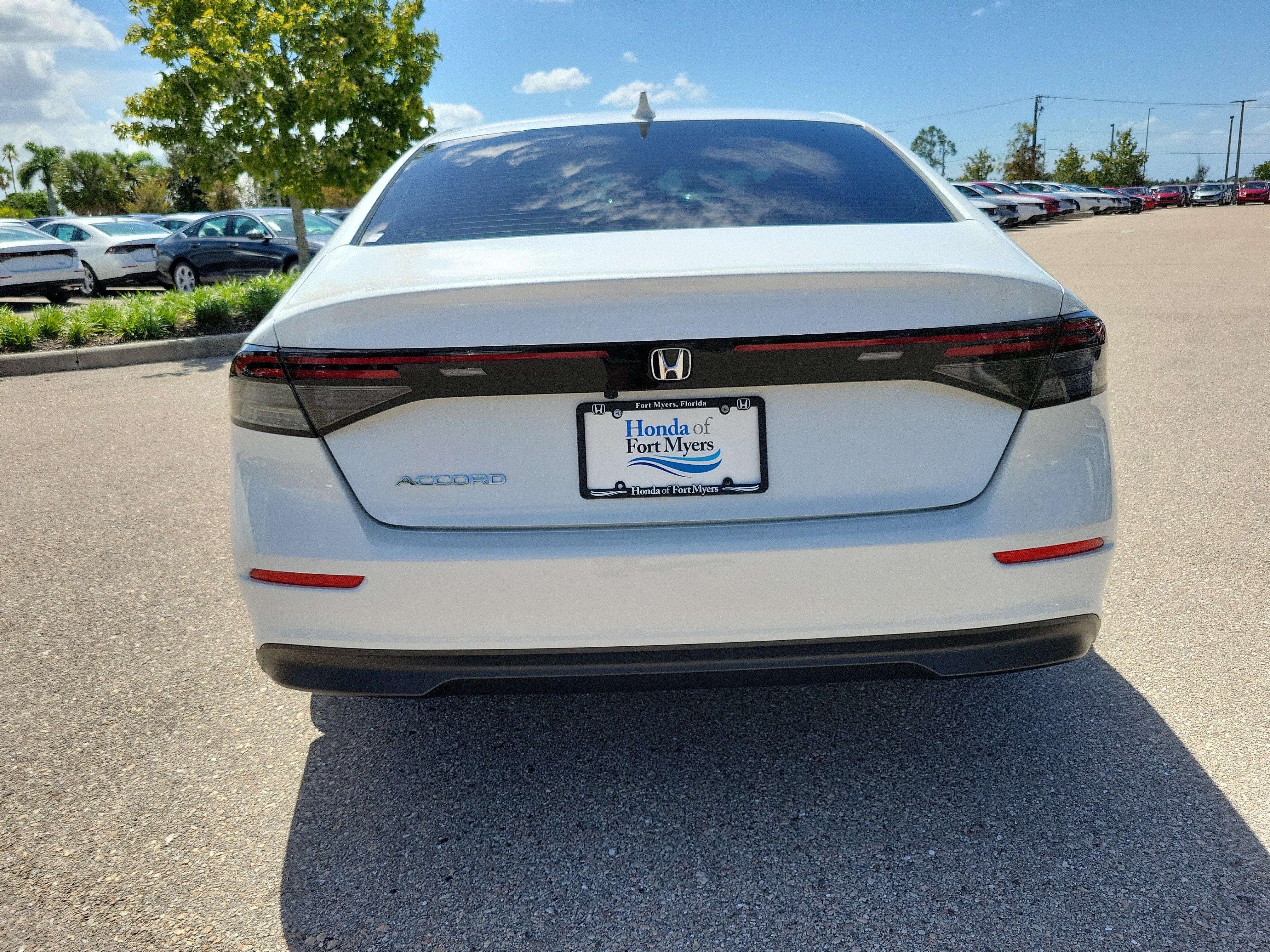 Used 2024 Honda Accord EX image 5