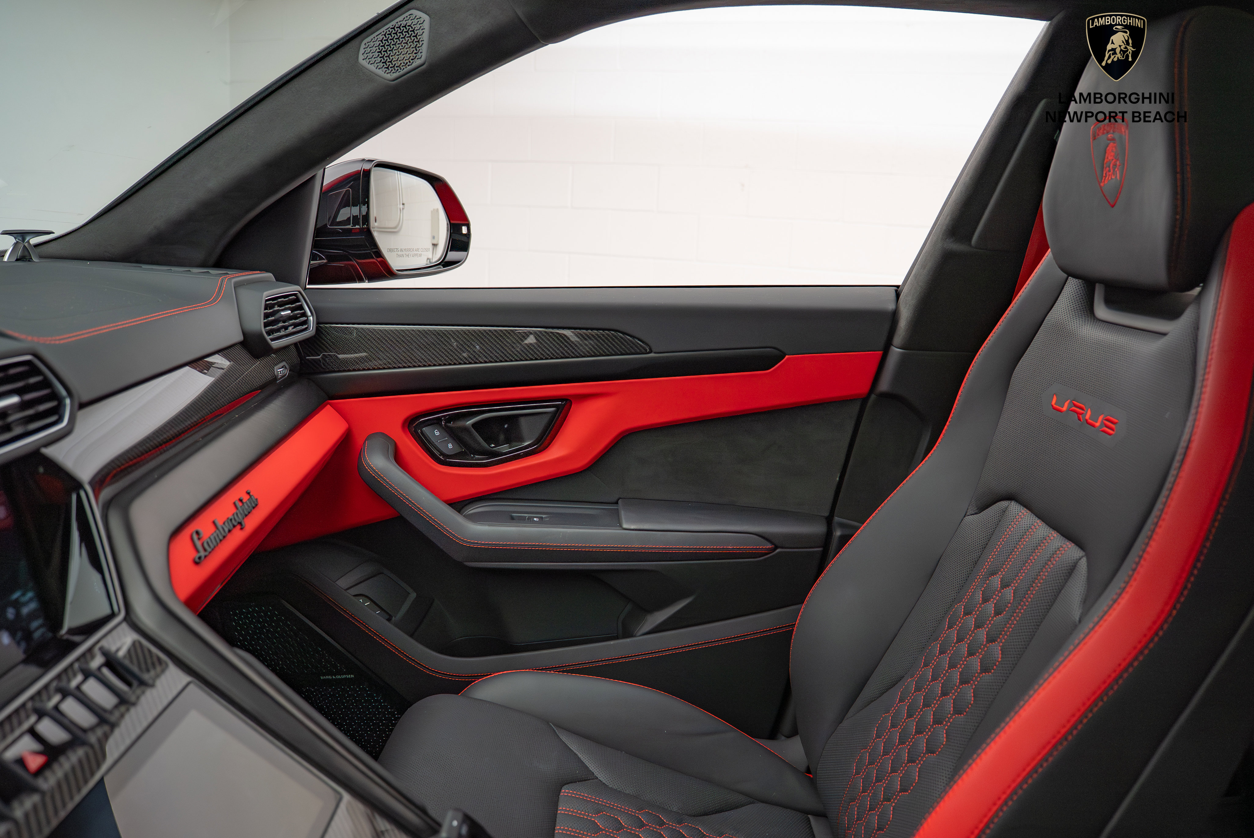 Used 2024 Lamborghini Urus S image 36