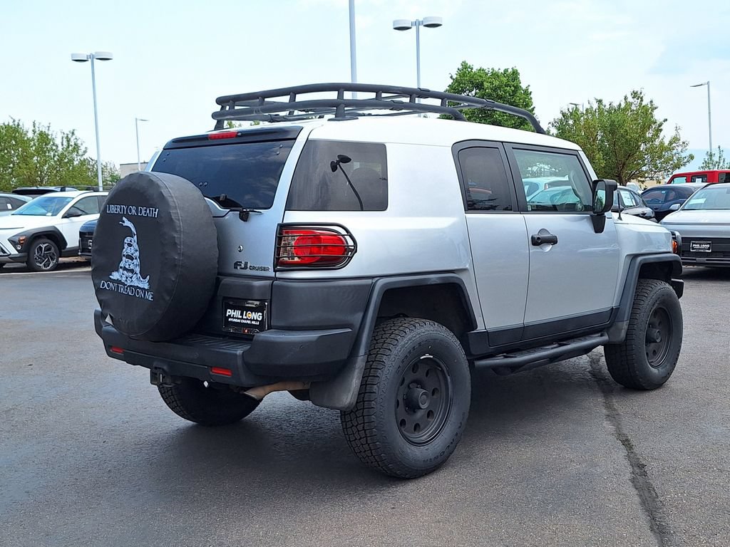 Used 2007 Toyota FJ Cruiser 4WD w/ Upgrade Pkg 1 video 3