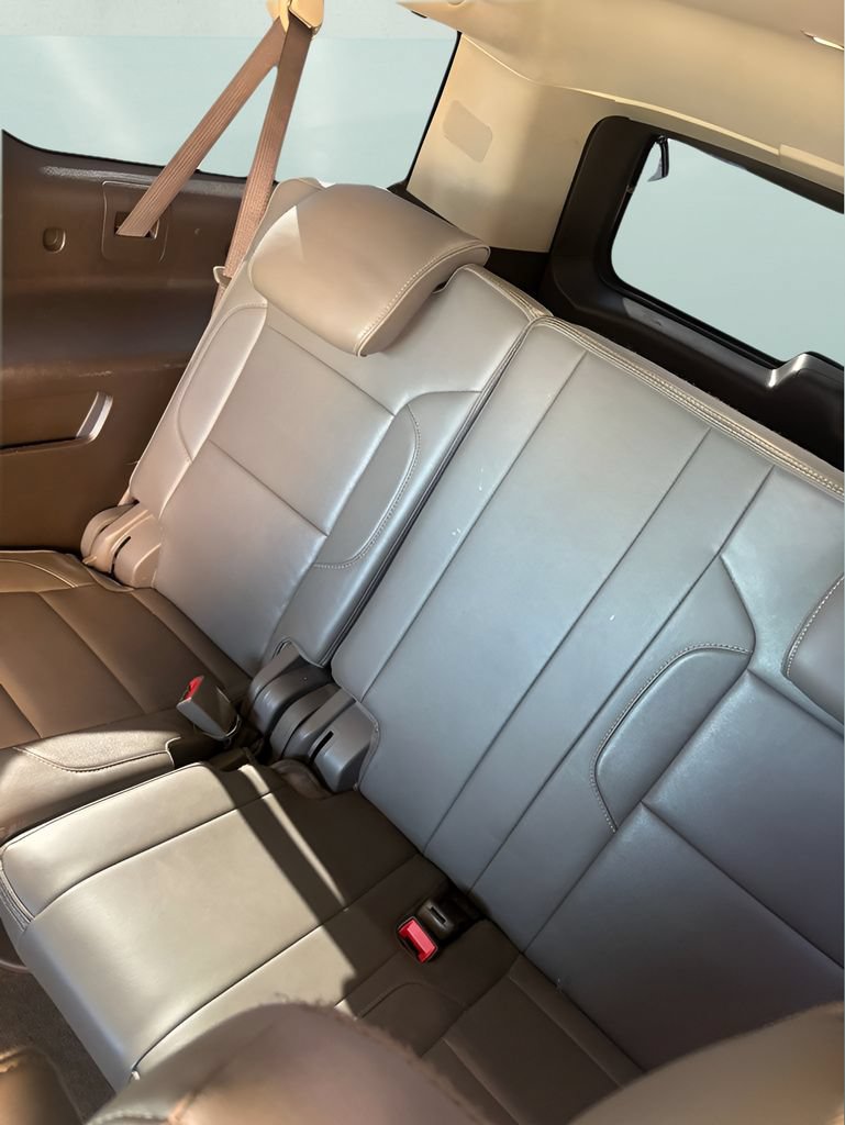 Used 2019 GMC Yukon XL Denali w/ Open Road Package AWD/4WD image 9
