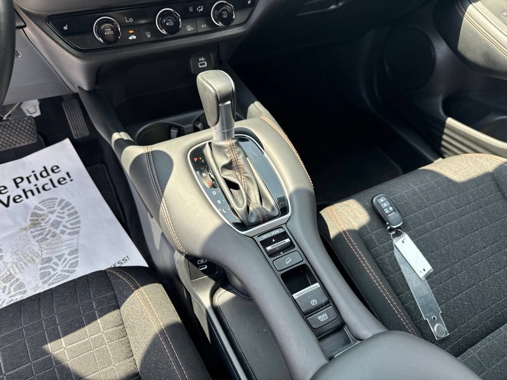 Certified 2025 Honda HR-V Sport image 23