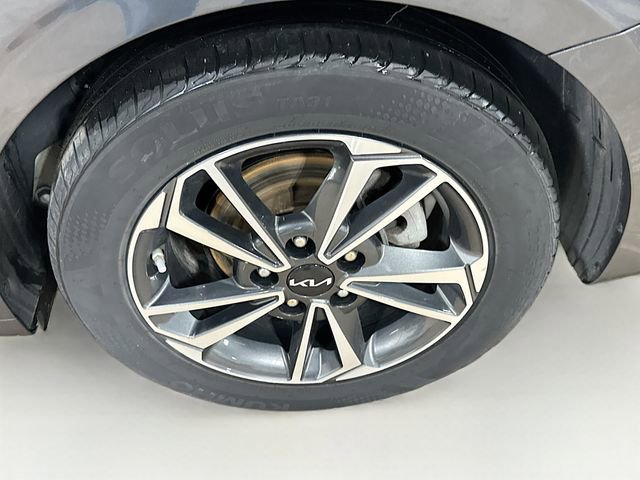 Used 2023 Kia Forte LXS w/ LXS Technology Package FWD image 29