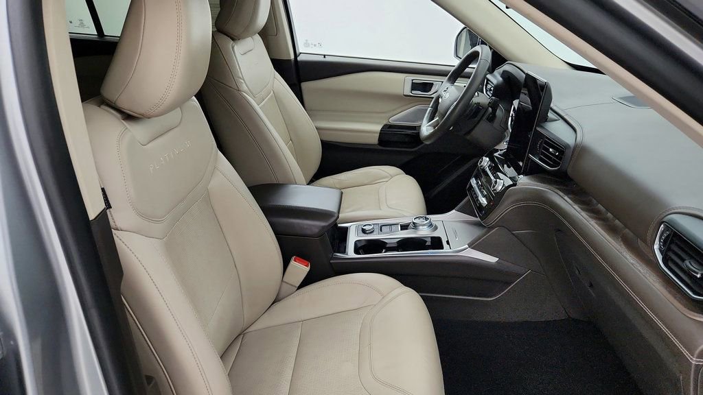 Used 2021 Ford Explorer Platinum w/ Equipment Group 601A image 26