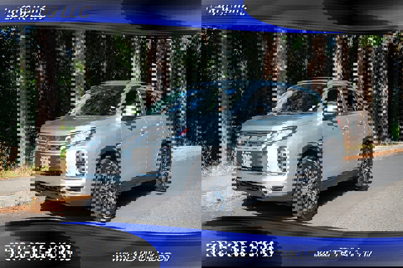 Used 2020 Mitsubishi Outlander Sport ES image 2