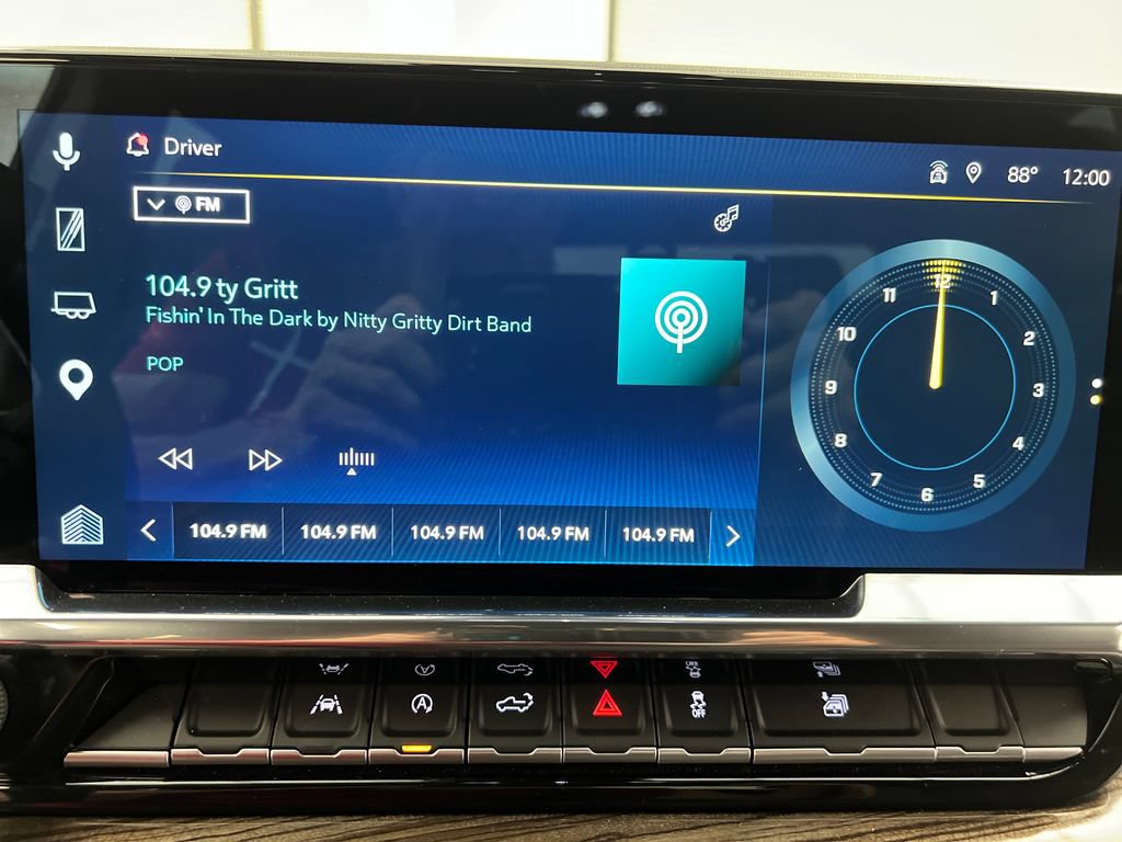 Used 2025 Chevrolet Silverado 1500 LT AWD/4WD image 54