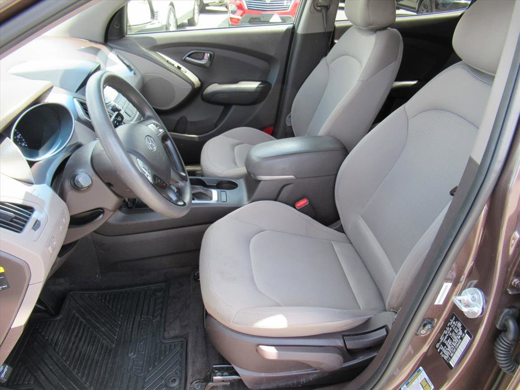 Used 2014 Hyundai Tucson GLS image 16